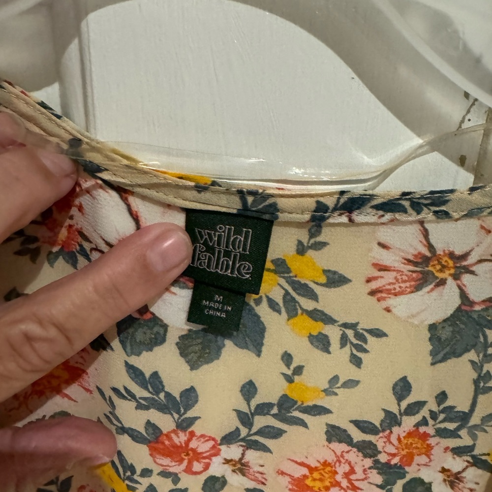 Wilde Fable Open Dress / Cover size Medium - Picture 2 of 4